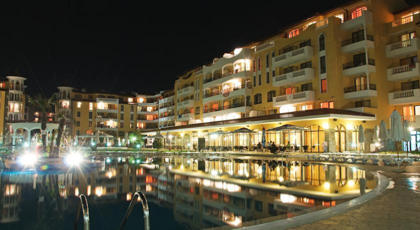 Royal Sun Holiday Apartments Slăntjev Brjag Exteriör bild