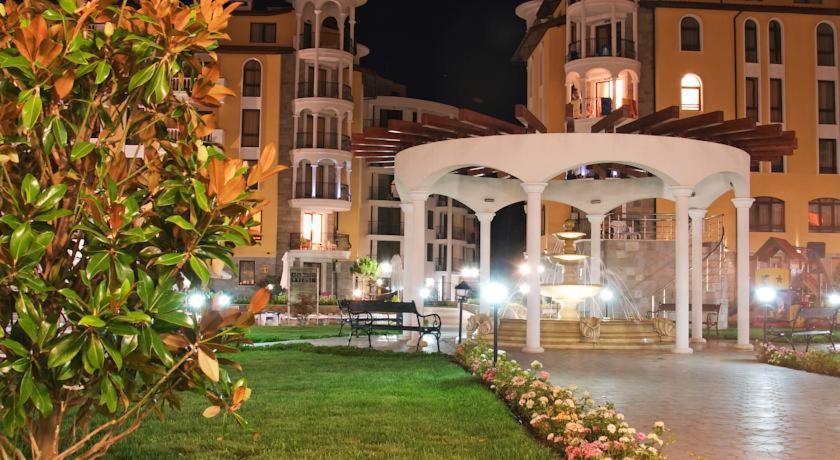 Royal Sun Holiday Apartments Slăntjev Brjag Exteriör bild