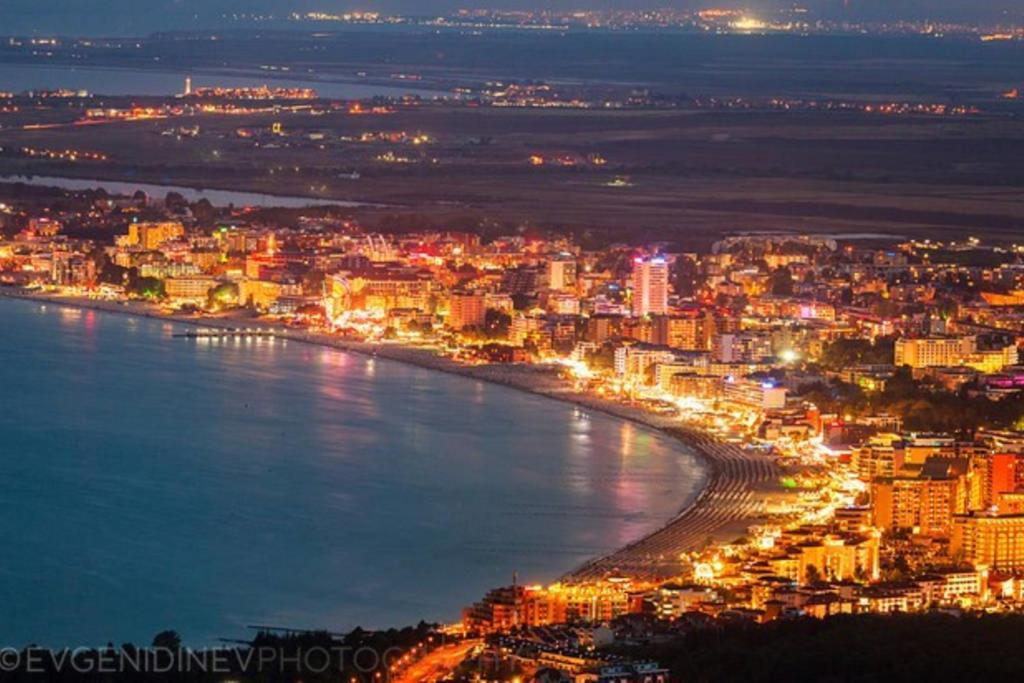 Royal Sun Holiday Apartments Slăntjev Brjag Exteriör bild