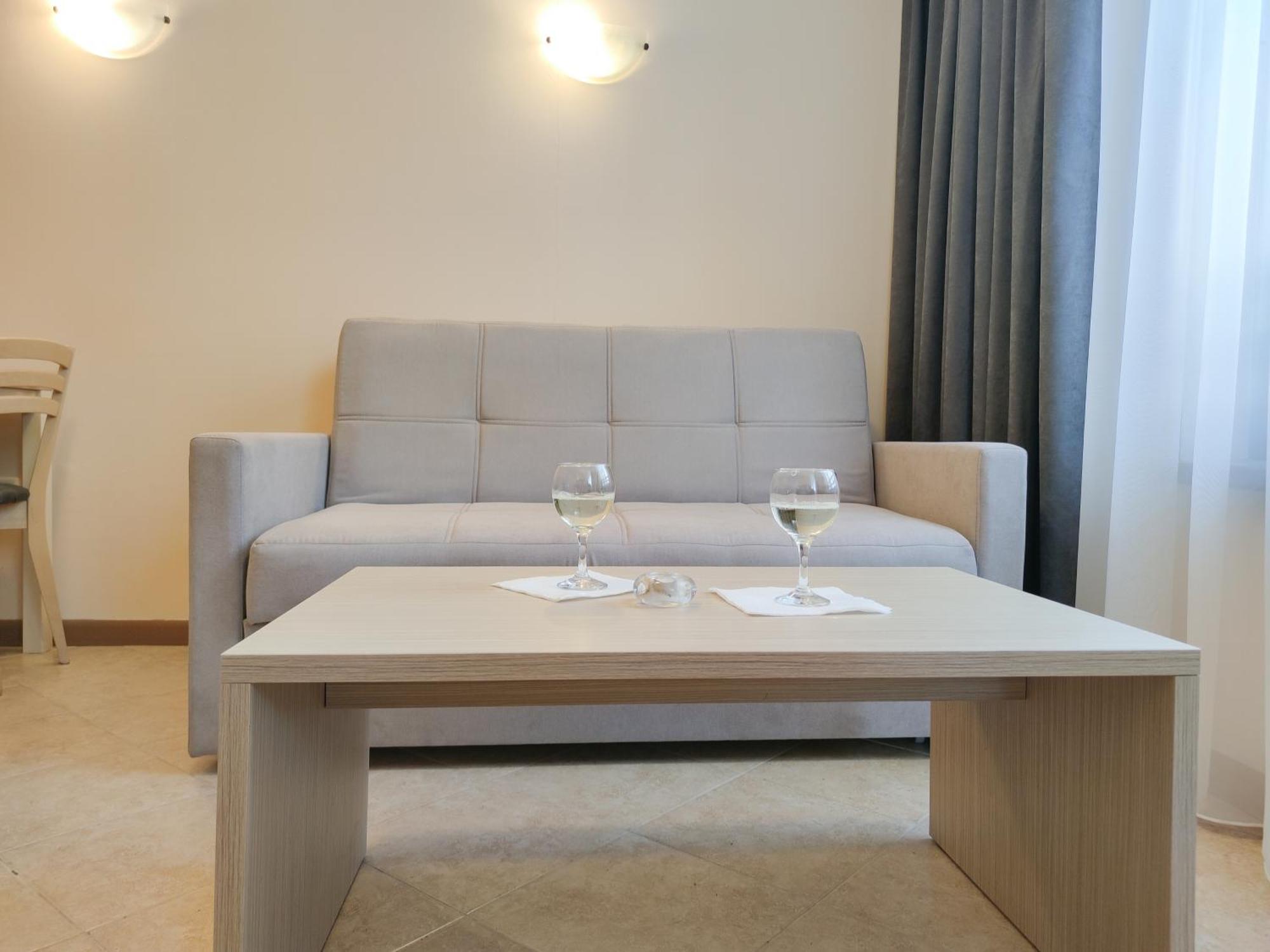Royal Sun Holiday Apartments Slăntjev Brjag Exteriör bild